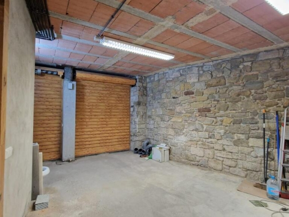 Imagen 3 de LOCAL COMERCIAL EN ALQUILER POR ZONA PLANA DE L'OM DE MANRESA