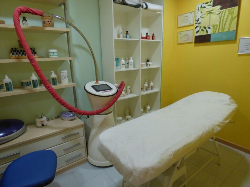 Imagen 4 de LOCAL COMERCIAL REFORMADO EN ALQUILER EN LA FONT DELS CAPELLANS DE MANRESA Imagen 4 de LOCAL COMERCIAL REFORMADO EN ALQUILER EN LA FONT DELS CAPELLANS DE MANRESA