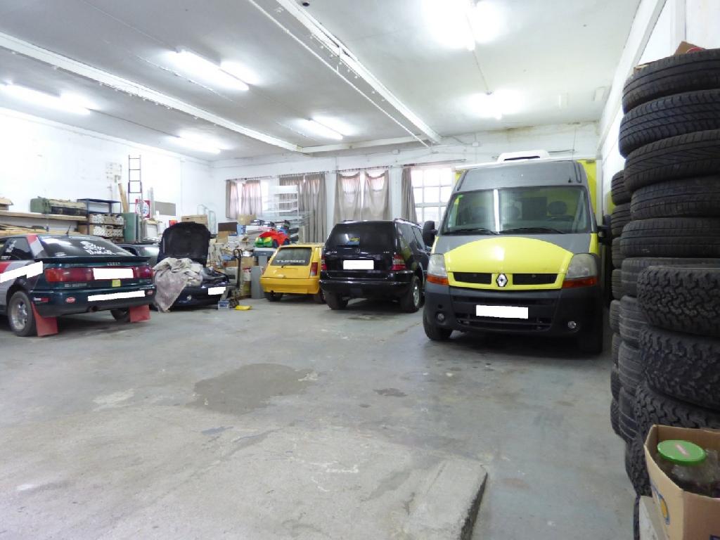 Imagen 4 de NAVE INDUSTRIAL EN VENTA EN EL CASCO URBANO DE MANRESA APTA PARA EDIFICAR Imagen 4 de NAVE INDUSTRIAL EN VENTA EN EL CASCO URBANO DE MANRESA APTA PARA EDIFICAR