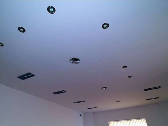 Imagen 3 de Amplio local para tus oficinas en el centro de Torrelavega