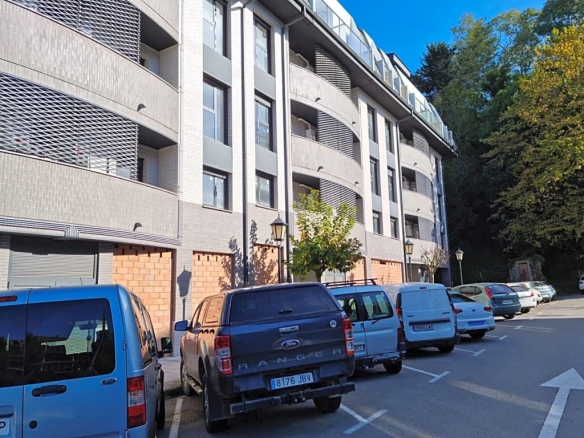 Imagen 4 de OPORTUNIDAD Gran local en el centro de Colindres