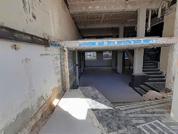 Imagen 2 de Alquiler de local frente a la Bahía de Santander