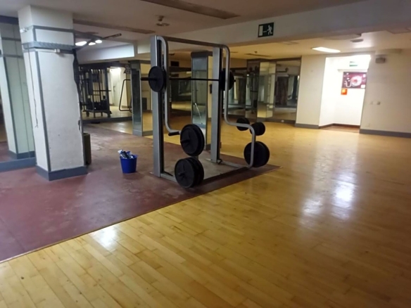 Imagen 1 de Local de 1600m² junto al centro de Santander - El Club del Propietario Imagen 1 de Local de 1600m² junto al centro de Santander