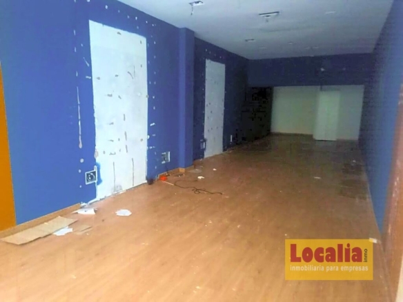 Imagen 1 de Local comercial diáfano en centro Torrelavega - El Club del Propietario Imagen 1 de Local comercial diáfano en centro Torrelavega