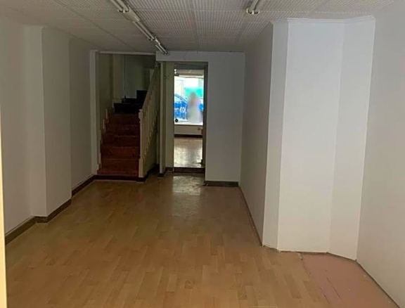 Imagen 4 de Local comercial a pie de calle en centro Santander