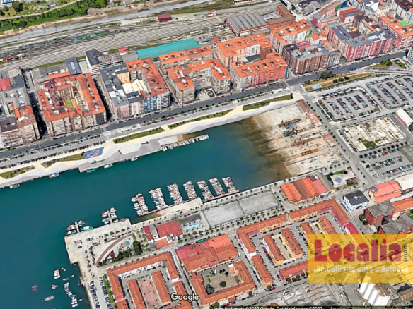 Imagen 4 de Local de 240m² en zona muy comercial de Santander