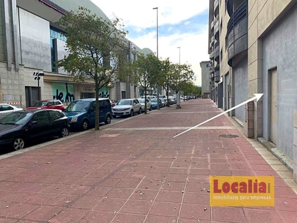 Imagen 1 de Local comercial en bruto junto a El Corte Inglés