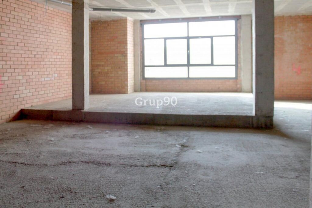 Imagen 2 de LOCAL EN ALQUILER EN EL CENTRO DE CAPPONT