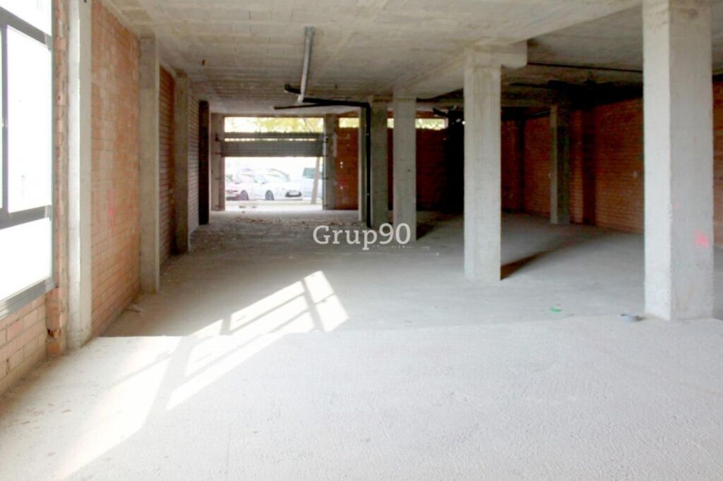 Imagen 1 de LOCAL EN ALQUILER EN EL CENTRO DE CAPPONT