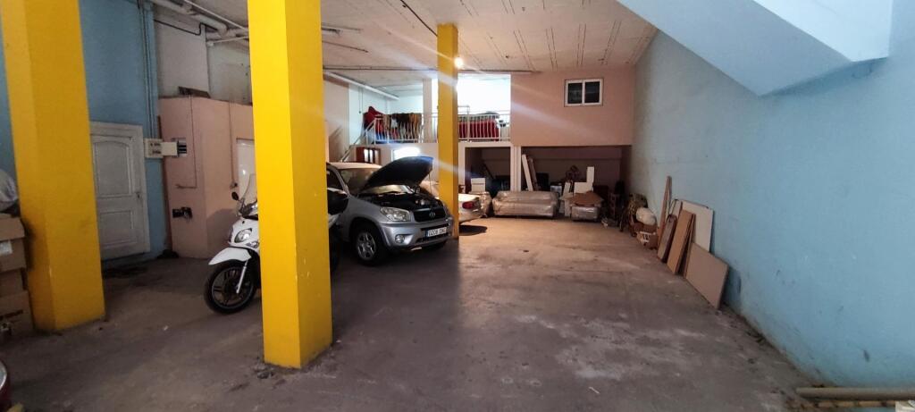 Imagen 3 de LOCAL COMERCIAL EN PLAZA CATALUÑA