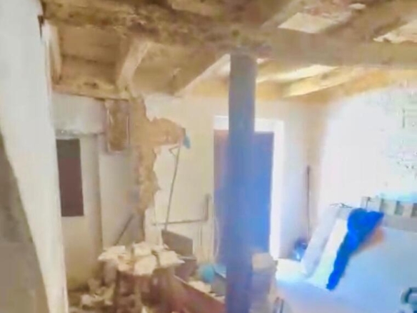 Imagen 3 de Casa con patio para rehabilitar en Godall