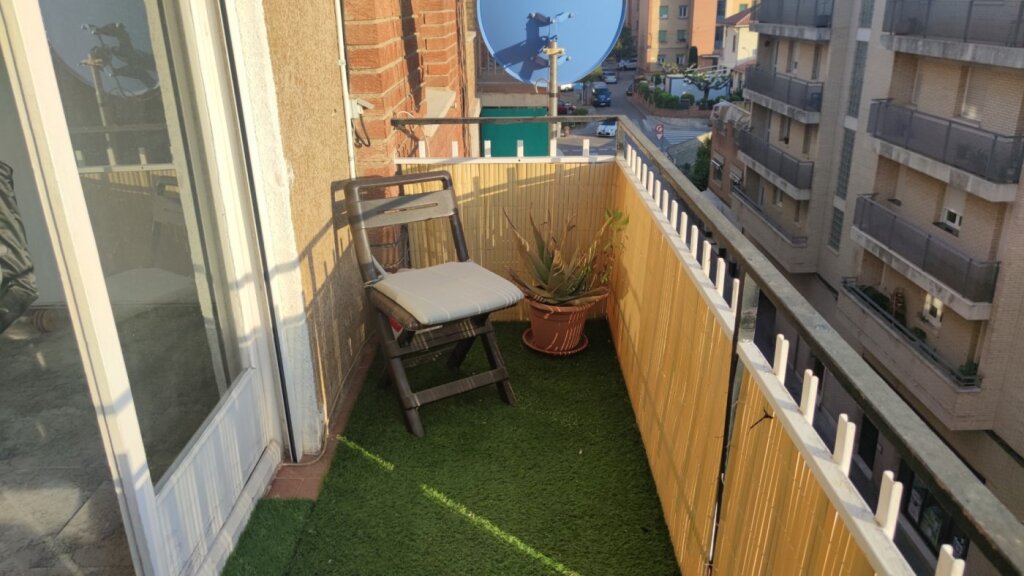 Imagen 4 de ATENTOS INVERSORES A ESTA VIVIENDA Imagen 4 de ATENTOS INVERSORES A ESTA VIVIENDA