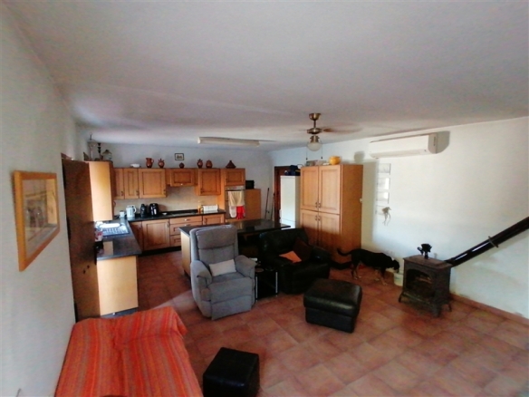 Imagen 2 de Casa de campo-Masía en Venta en Juzcar Málaga