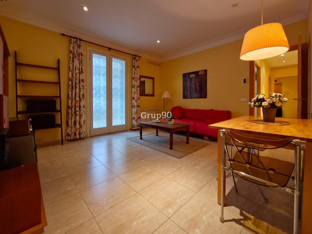 Imagen 3 de EXCELENTE PISO AMUEBLADO DE 85 m² EN LA ZONA PRAT DE LA RIBA. Imagen 3 de EXCELENTE PISO AMUEBLADO DE 85 m² EN LA ZONA PRAT DE LA RIBA.