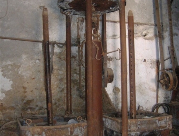 Imagen 4 de Edificio singular en Venta en Alpandeire Málaga