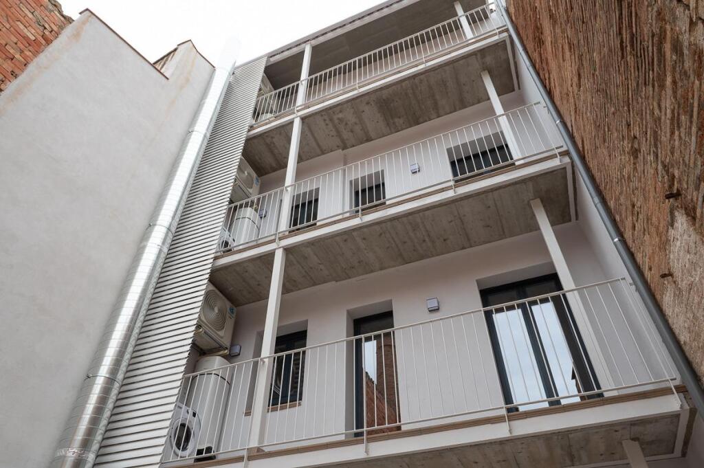 Imagen 4 de EDIFICIO COMPLETO EN VENTA EN REUS CENTRO. ESPECIAL INVERSORES