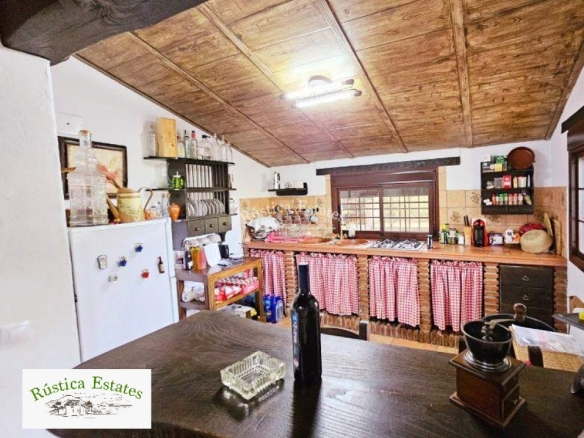 Imagen 4 de Casa de campo-Masía en Venta en Jubrique Málaga