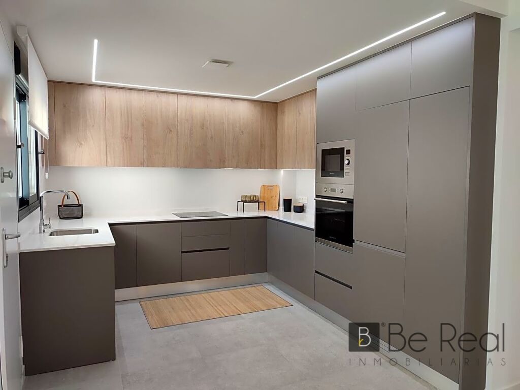 SOLARIUM Y PISCINA COMUNITARIA EN PILAR DE LA HORADADA (ALICANTE). SOLARIUM Y PISCINA COMUNITARIA EN PILAR DE LA HORADADA (ALICANTE).