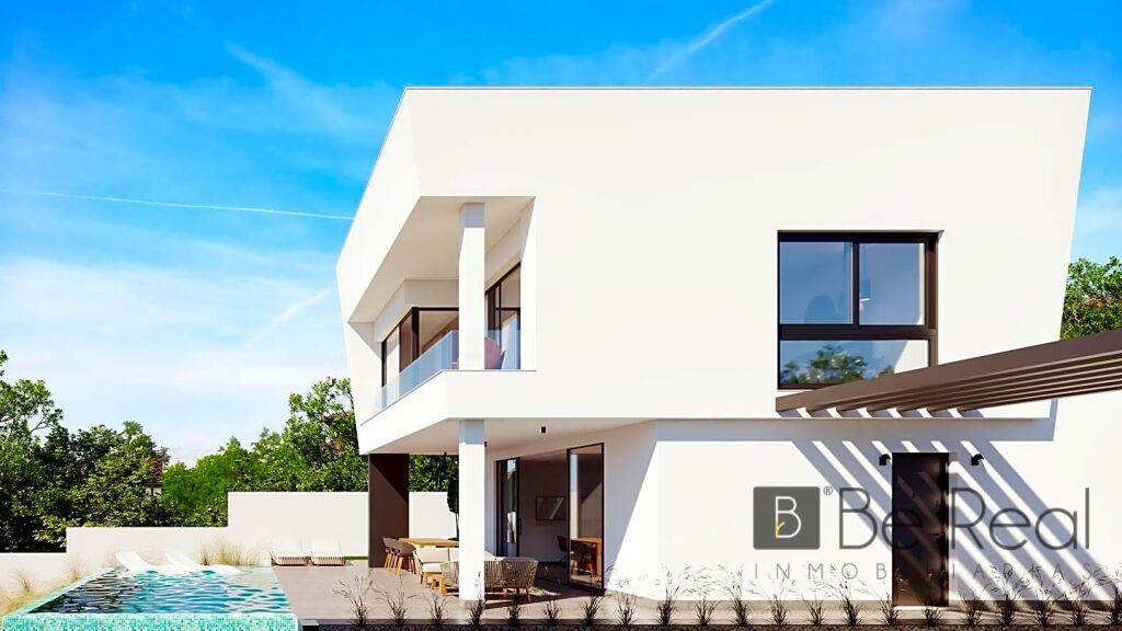 SOLÁRIUM Y PISCINA EN PINAR DE CAMPOVERDE (ALICANTE)