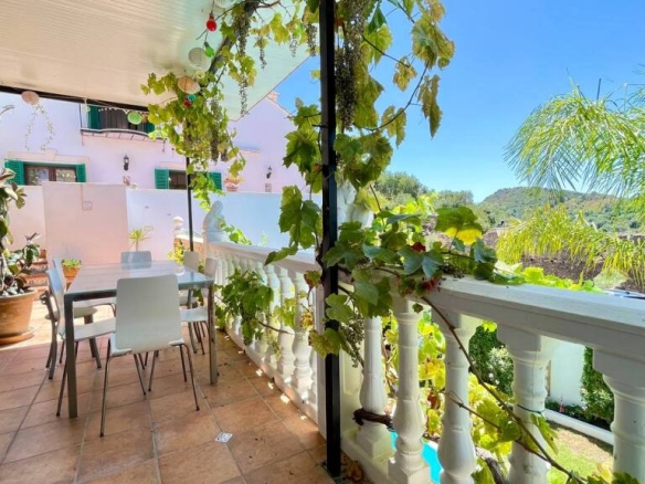Imagen 2 de Casa-Chalet en Venta en Atajate Málaga