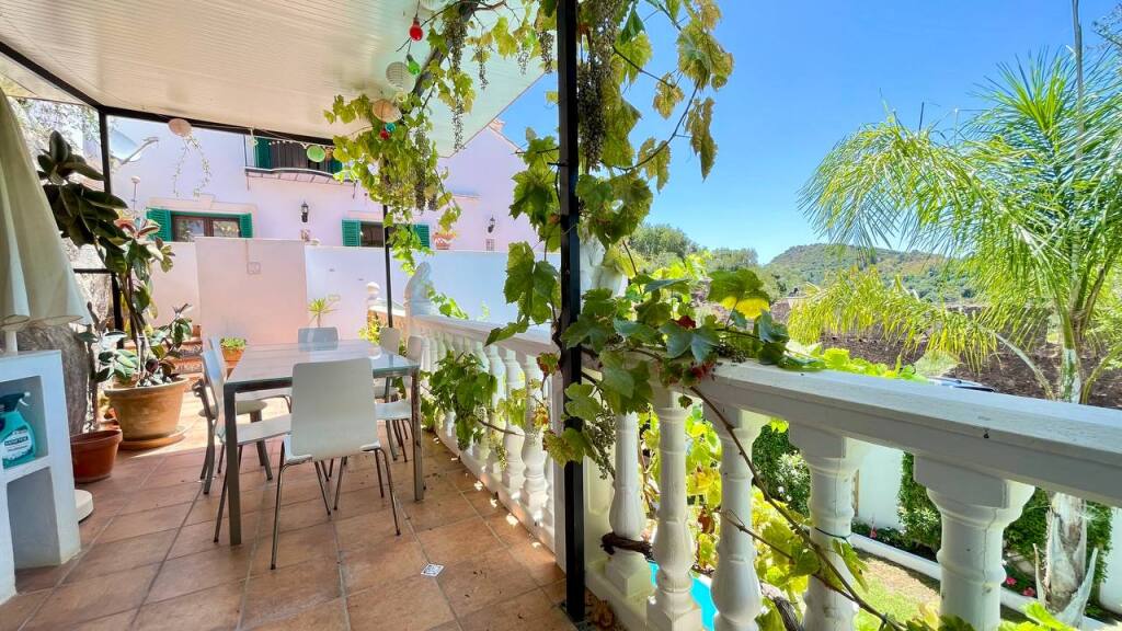 Imagen 2 de Casa-Chalet en Venta en Atajate Málaga