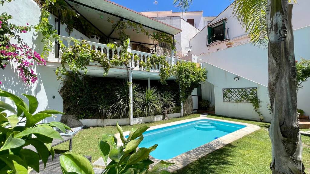 Imagen 3 de Casa-Chalet en Venta en Atajate Málaga