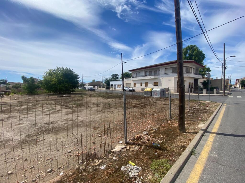 Imagen 3 de Fantástica parcela esquinera en la Cava