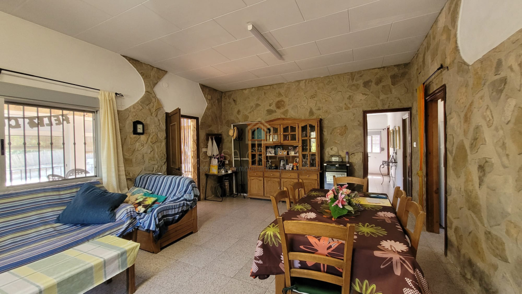 Imagen 2 de Casa-Chalet en Venta en Simat De La Valldigna Valencia