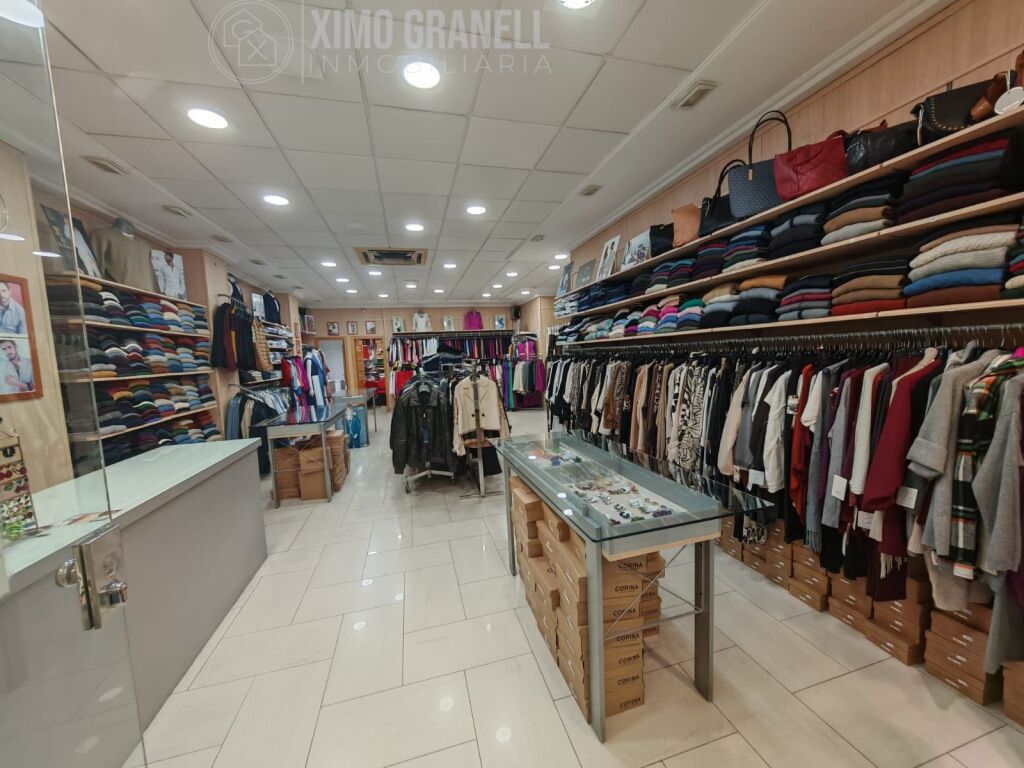 Imagen 2 de Local comercial en Venta en Vall D Uxo