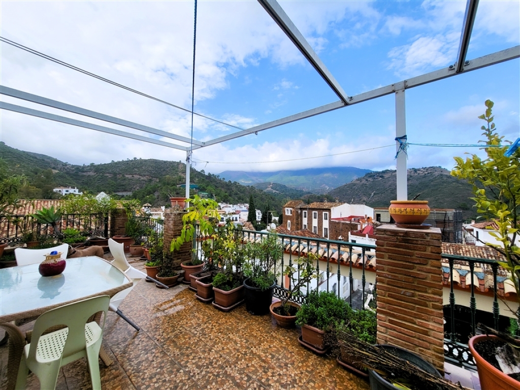 Imagen 2 de Edificio Viviendas en Venta en Benahavis Málaga Imagen 2 de Edificio Viviendas en Venta en Benahavis Málaga