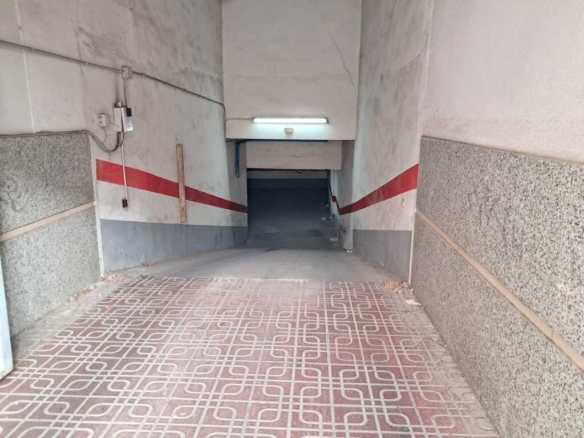 Imagen 4 de Parking coche en Venta en Torrevieja Alicante