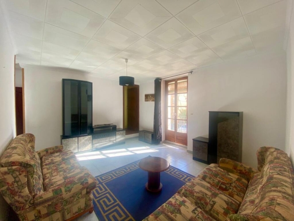 Imagen 3 de Gran casa de pueblo a dos calles en el centro