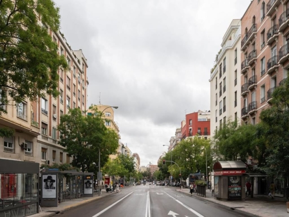 Imagen 3 de Local comercial en Alquiler en Madrid Madrid IBIZA