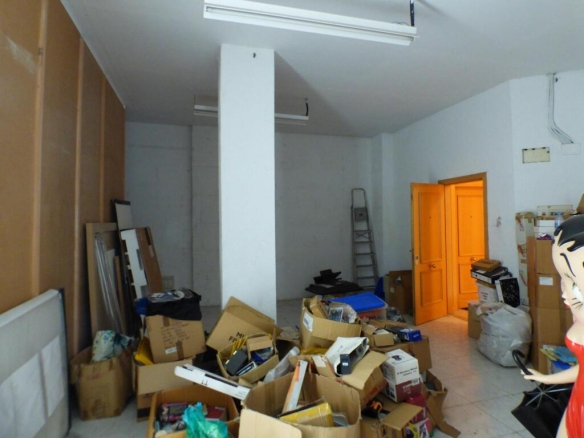 Imagen 4 de Local comercial en alquiler en la zona de Oms i de Prat