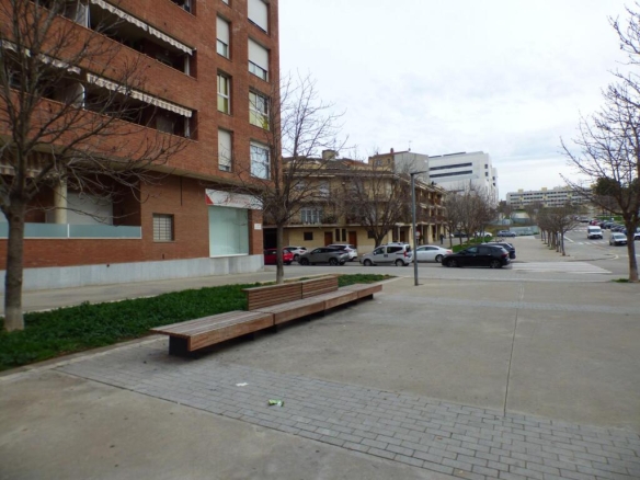 Imagen 1 de Local comercial en alquiler en la zona de Oms i de Prat