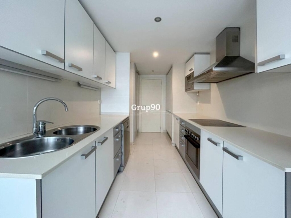 Imagen 3 de ¡Descubre tu nuevo hogar! Espacioso piso en venta con piscina y zona comunitaria