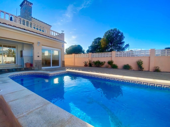 Imagen 1 de Fantástico pareado en Miami-Platja