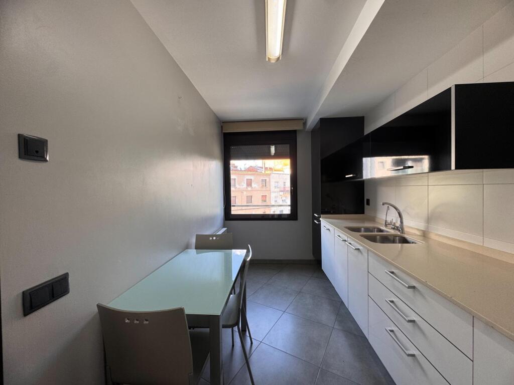 Imagen 3 de ¡Oportunidad Única en las Bases de Manresa! Imagen 3 de ¡Oportunidad Única en las Bases de Manresa!