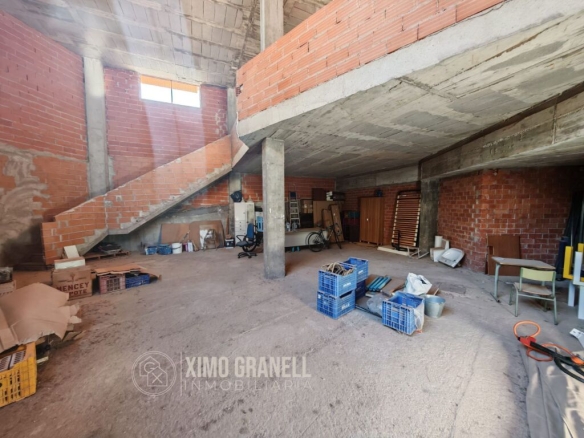 Imagen 1 de Local comercial en Venta en Vall D Uxo