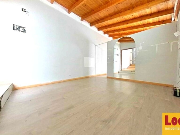 Imagen 3 de Céntrico y amplio local en el corazón de Santander