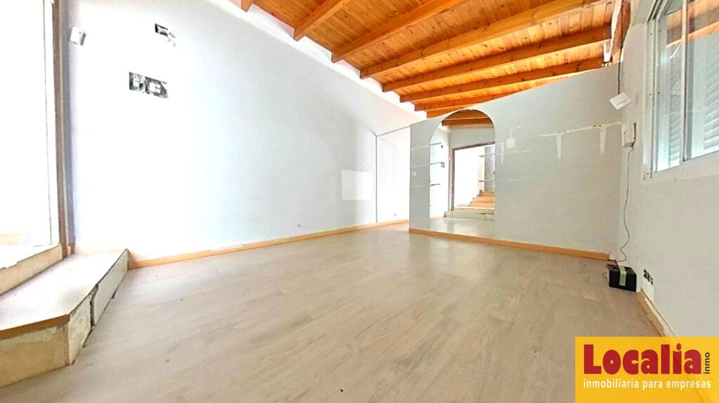 Imagen 3 de Céntrico y amplio local en el corazón de Santander