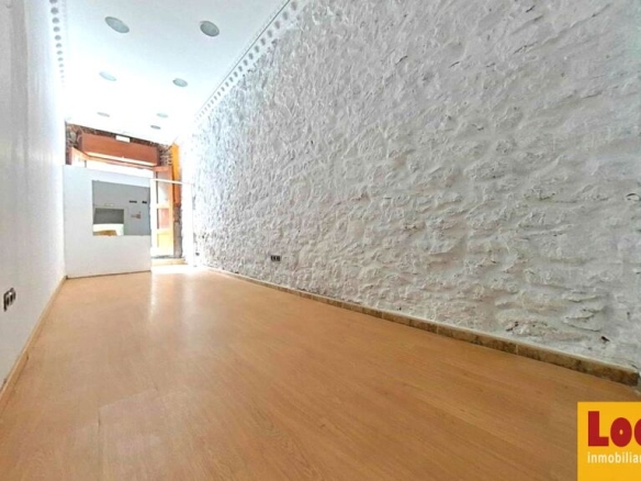 Imagen 4 de Céntrico y amplio local en el corazón de Santander