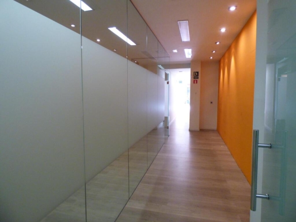 Imagen 3 de Local comercial en alquiler en Manresa – Zona  universidad