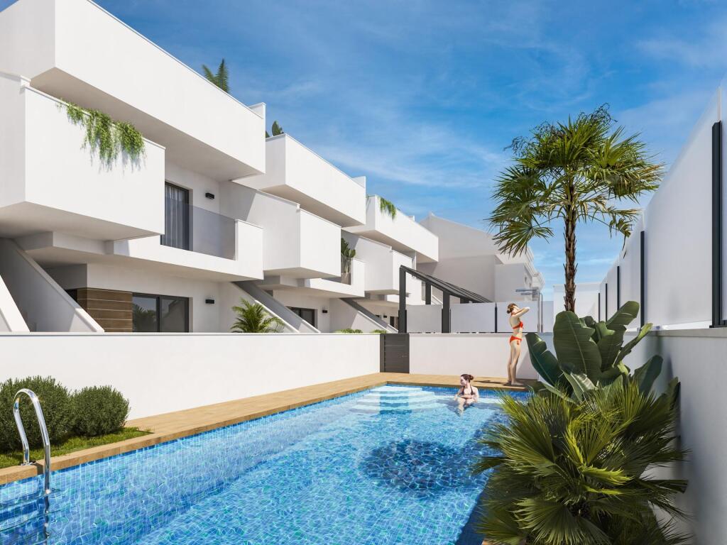 Imagen 1 de Nuevos Bungalows en San Pedro del Pinatar – Modernidad y Confort a Pocos Minutos del Mar