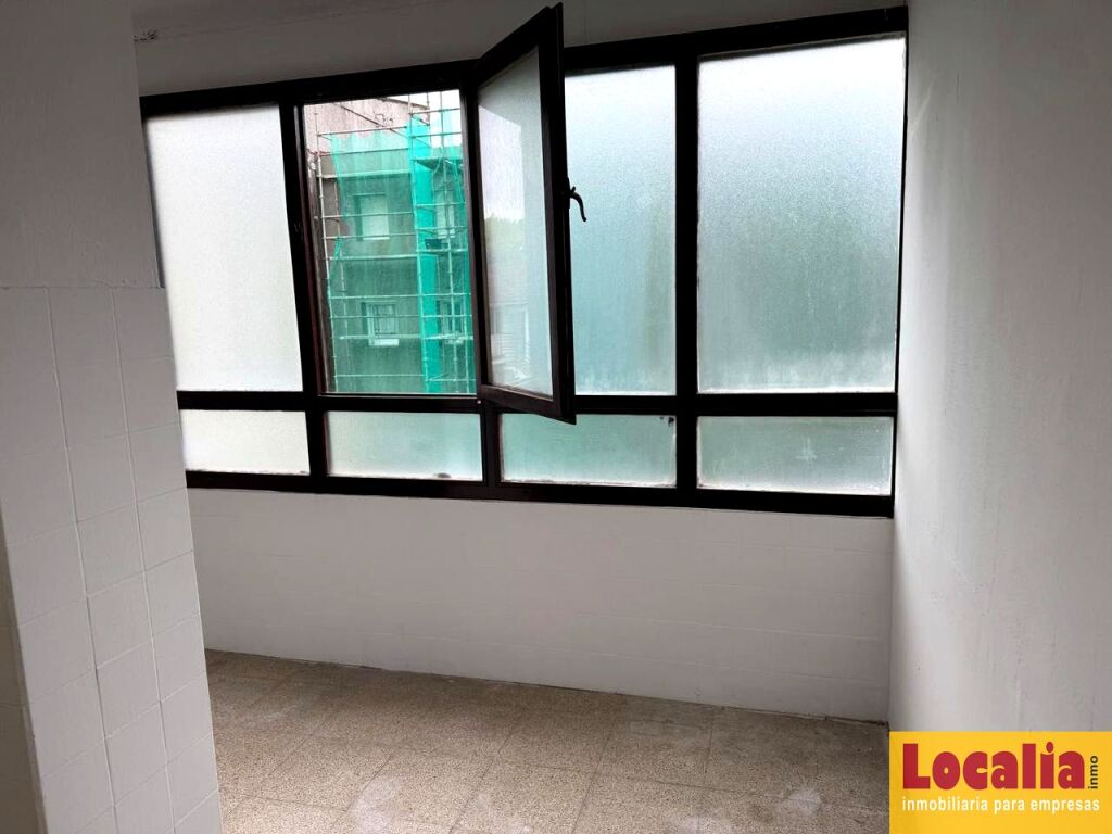 Imagen 4 de Atractivo y a buen precio local en Santander