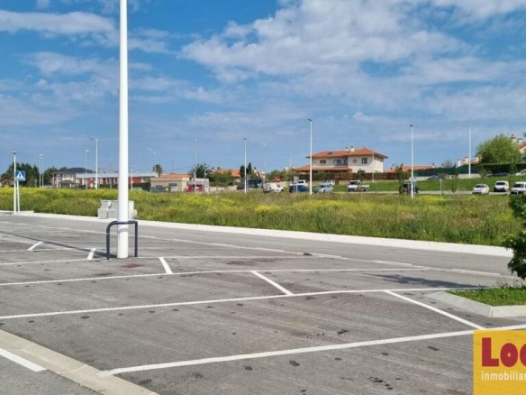 Imagen 2 de Extenso suelo de uso terciario