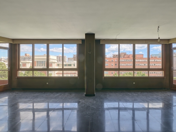 Imagen 1 de Piso en Venta en Valencia Valencia EL PLA DEL REAL