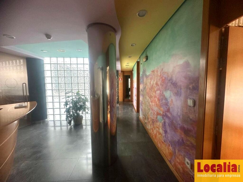 Imagen 4 de Oficinas de alta calidad en centro de Torrelavega.