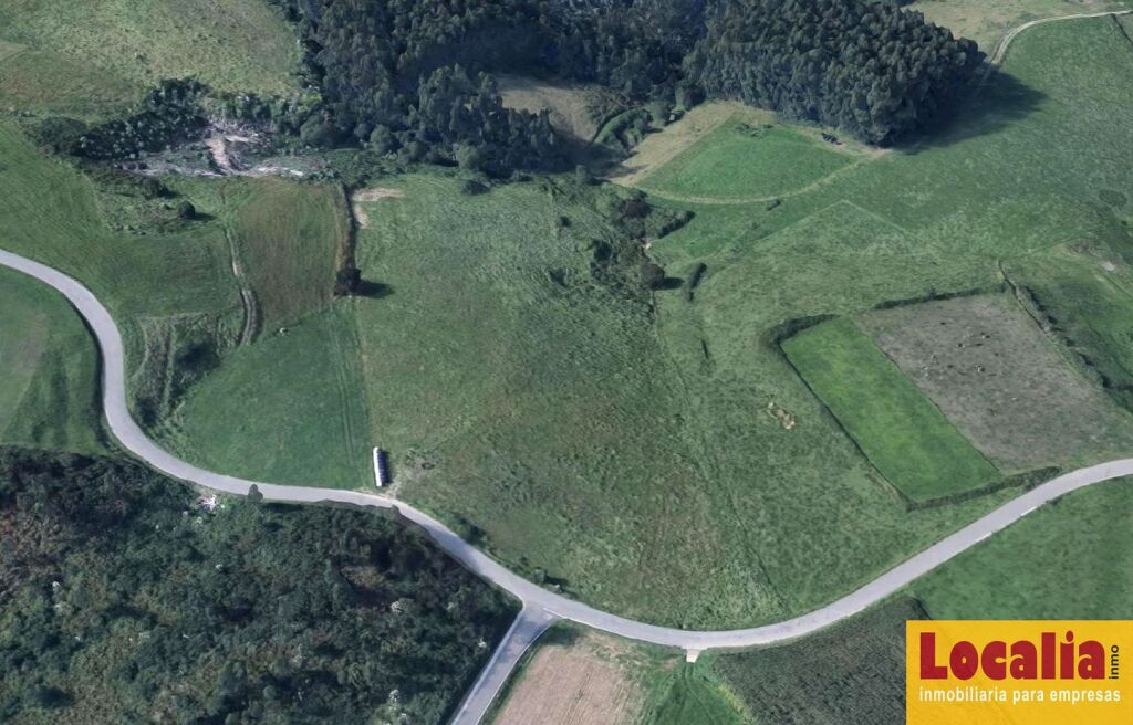 Imagen 1 de Suelo rústico de 1.2 hectareas en Miengo