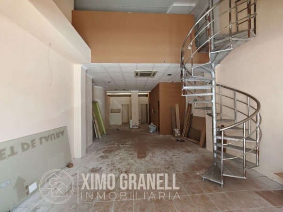 Imagen 1 de Local comercial en Alquiler en Vall D Uxo